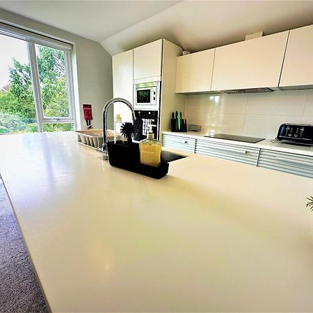 Horizon House, Modern 2-Bedroom Flat 2, Parking, Netflix, Oxford Dış mekan fotoğraf