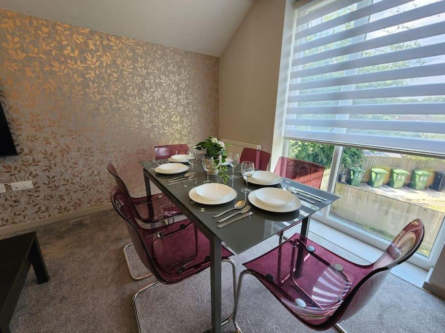 Horizon House, Modern 2-Bedroom Flat 2, Parking, Netflix, Oxford Dış mekan fotoğraf