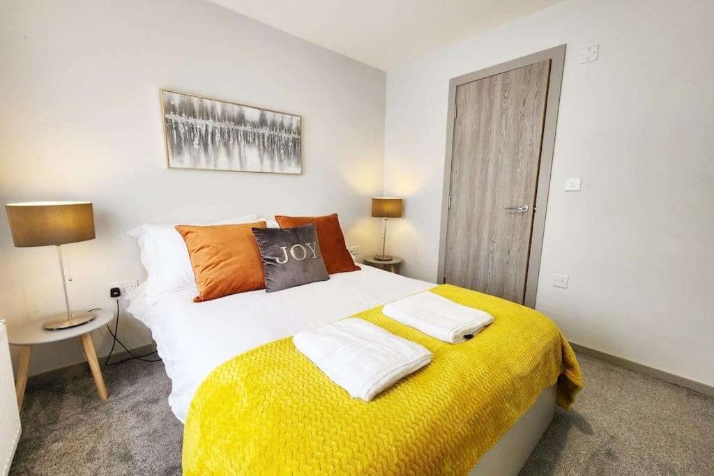 Horizon House, Modern 2-Bedroom Flat 2, Parking, Netflix, Oxford Dış mekan fotoğraf