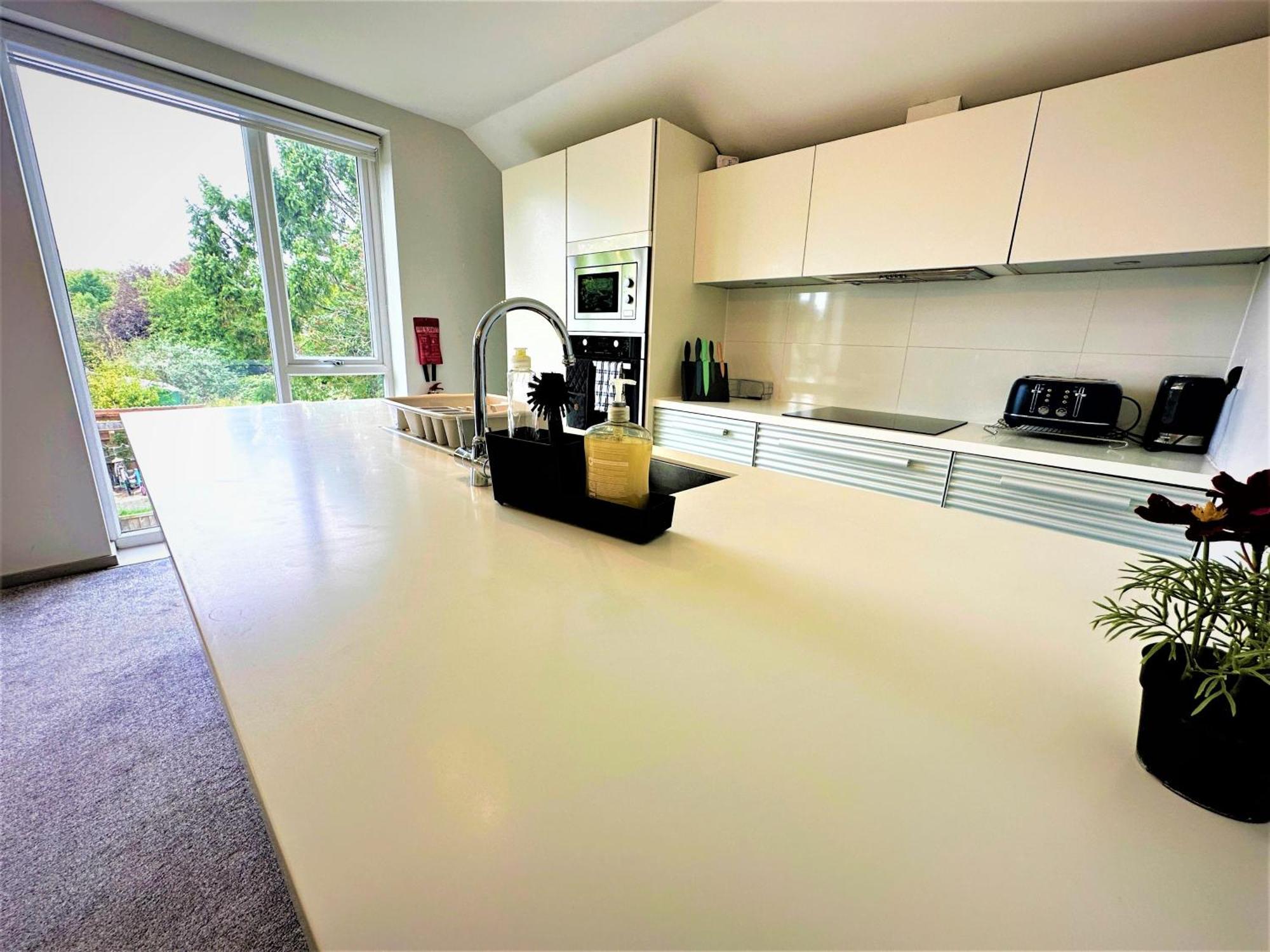 Horizon House, Modern 2-Bedroom Flat 2, Parking, Netflix, Oxford Dış mekan fotoğraf